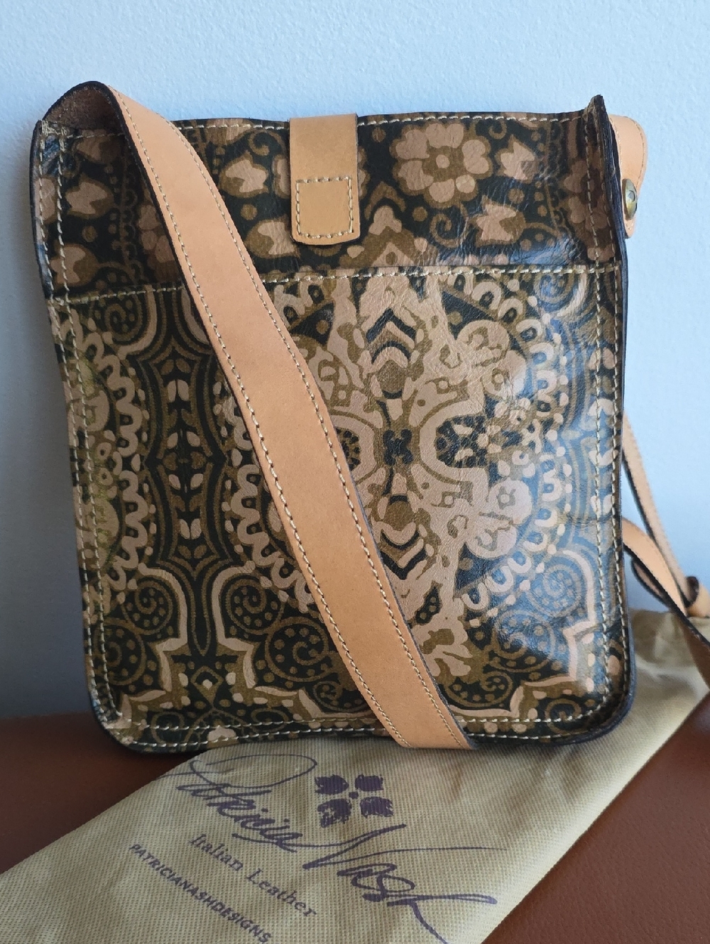 PATRICIA NASH NWOT Italian Folklore Tan Crossbody with Dust Bag - Picture 7 of 11